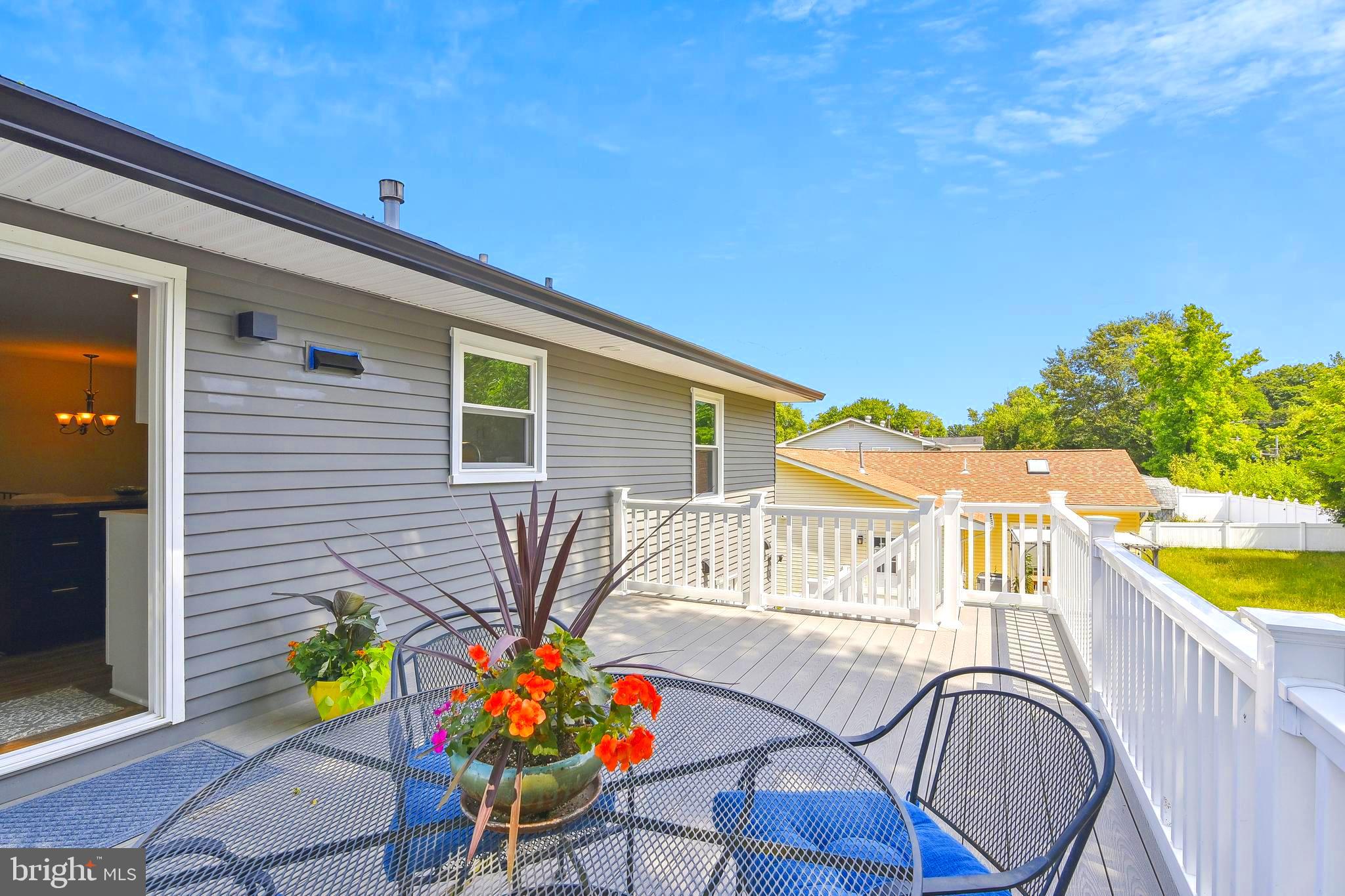 1025 Springhill Way Gambrills, MD 21054 - Photo 9 of 28 Sunny Outdoor dining