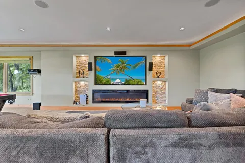 $1,200,000 | 2716 103rd Court Northeast, Blaine, MN 55449