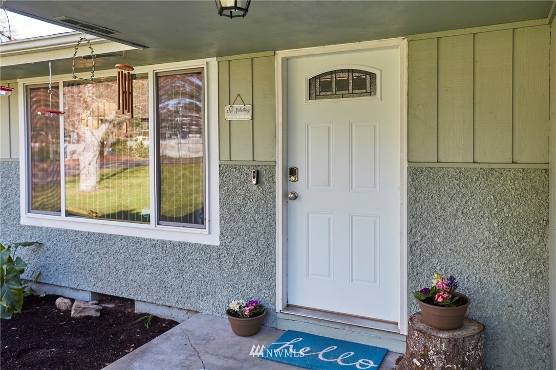 2133 Mitchell Road Southeast Port Orchard, WA 98366 - Photo 3 of 29 Gallery Image 3