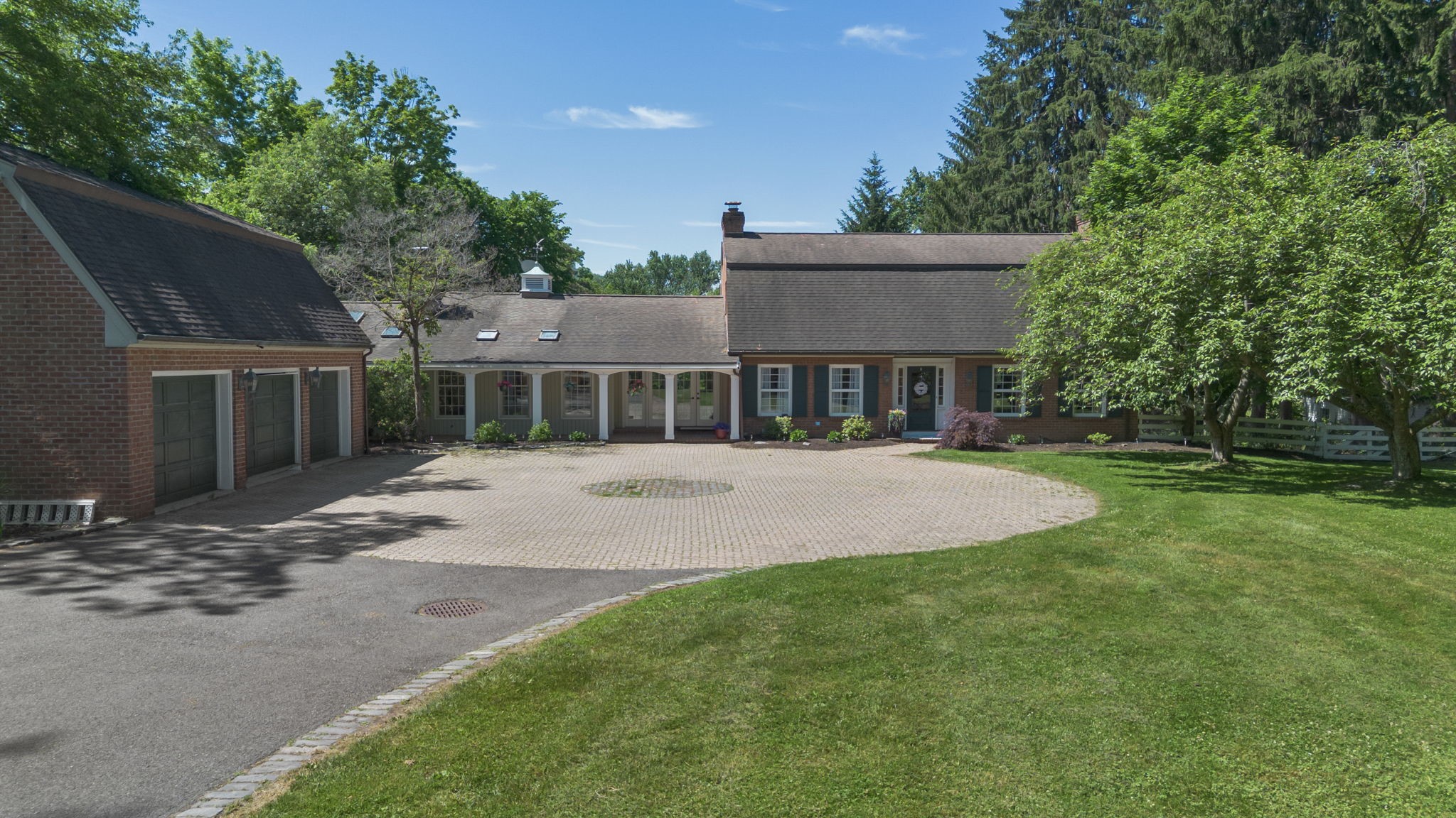 197 Riverside Drive Binghamton, NY 13905 - Photo 1 of 49