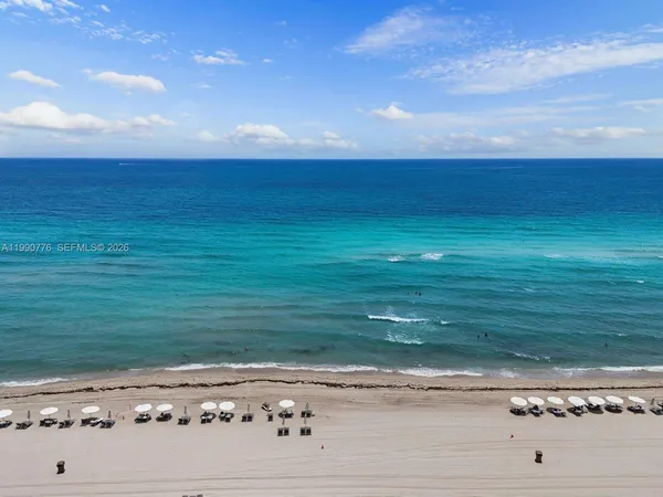 $6,000 | 15901 Collins Avenue, Unit 403, Sunny Isles Beach, FL 33160