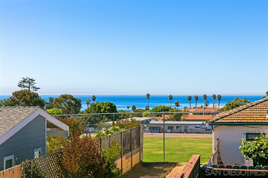 759 Bellevue Place La Jolla, CA 92037 - Photo 12 of 15 a view of a chairs and table on the terrace