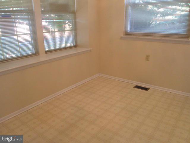 7062 Catalpa Road Frederick, MD 21703 - Photo 9 of 27 Kitchen
