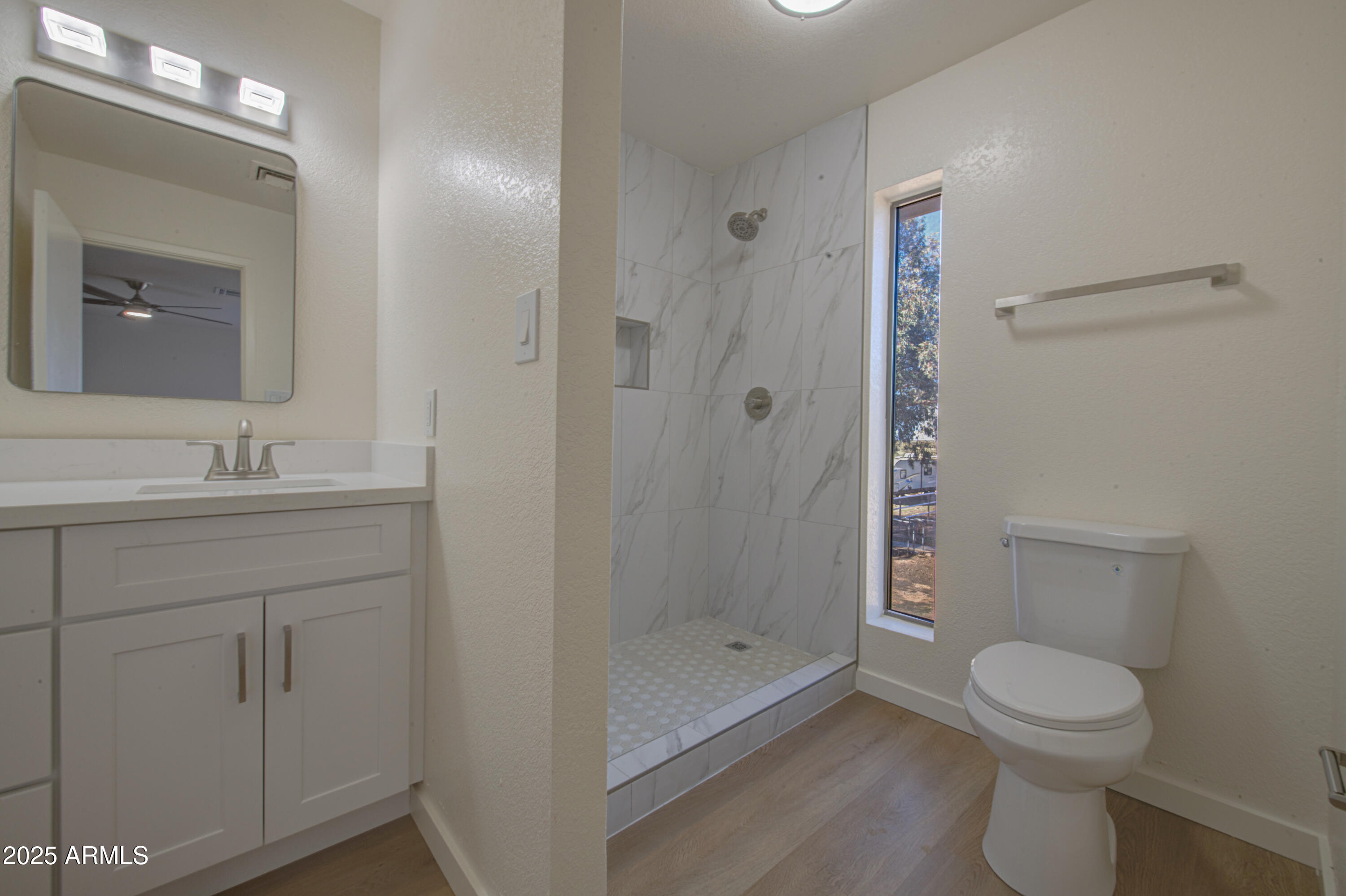 25450 West Clayton Road Casa Grande, AZ 85193 - Photo 29 of 80 Primary Bath 2