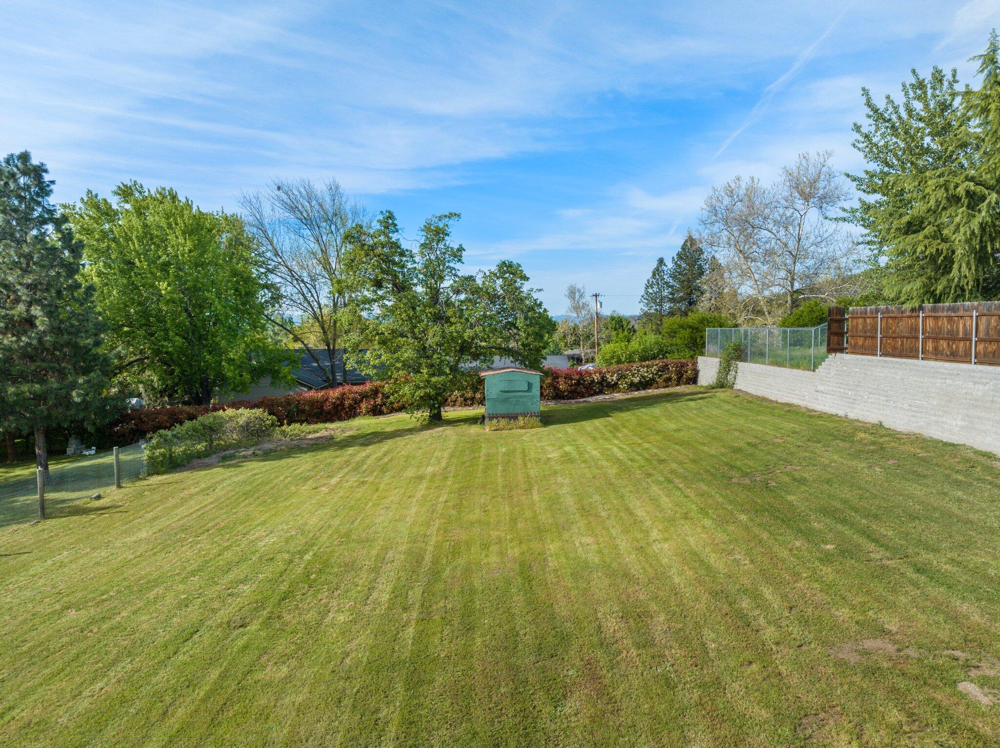 3459 Lone Pine Road Medford, OR 97504 - Photo 26 of 29 11-web-or-mls-DJI_0991