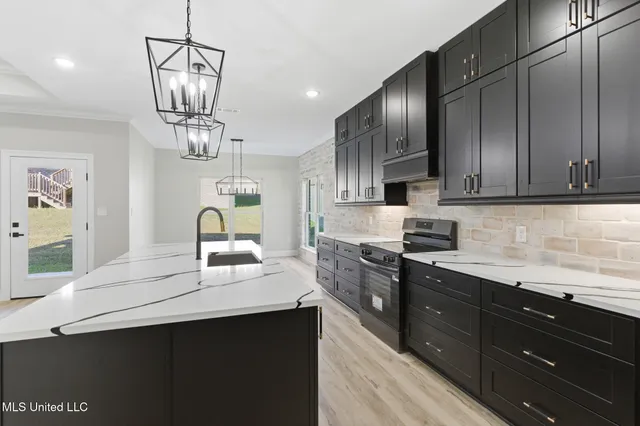 $319,900 | 43 Island Oak, Hattiesburg, MS 39402