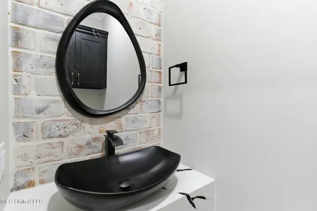 $319,900 | 43 Island Oak, Hattiesburg, MS 39402