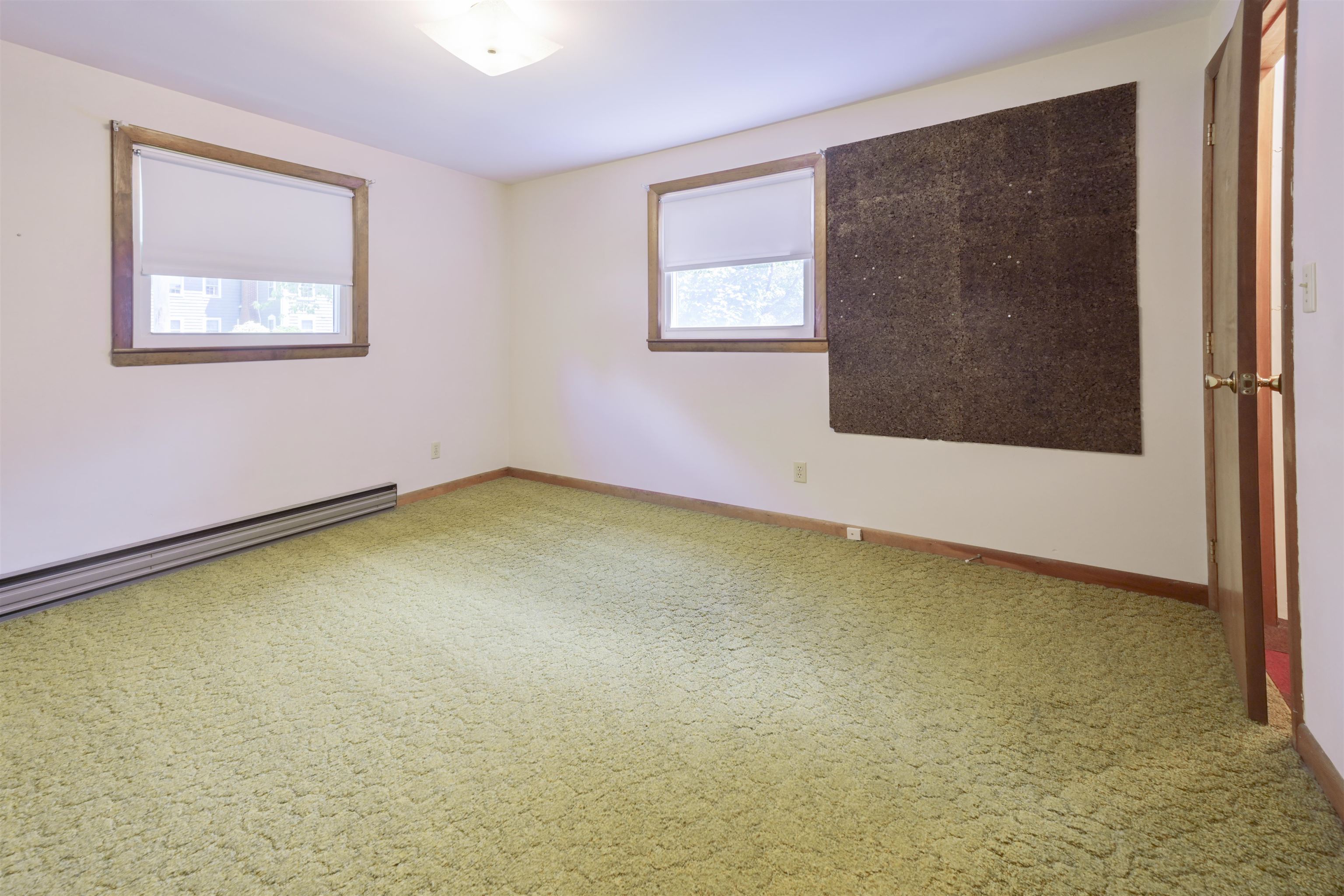 60 Hillhaven Road Manchester, NH 03104 - Photo 31 of 58