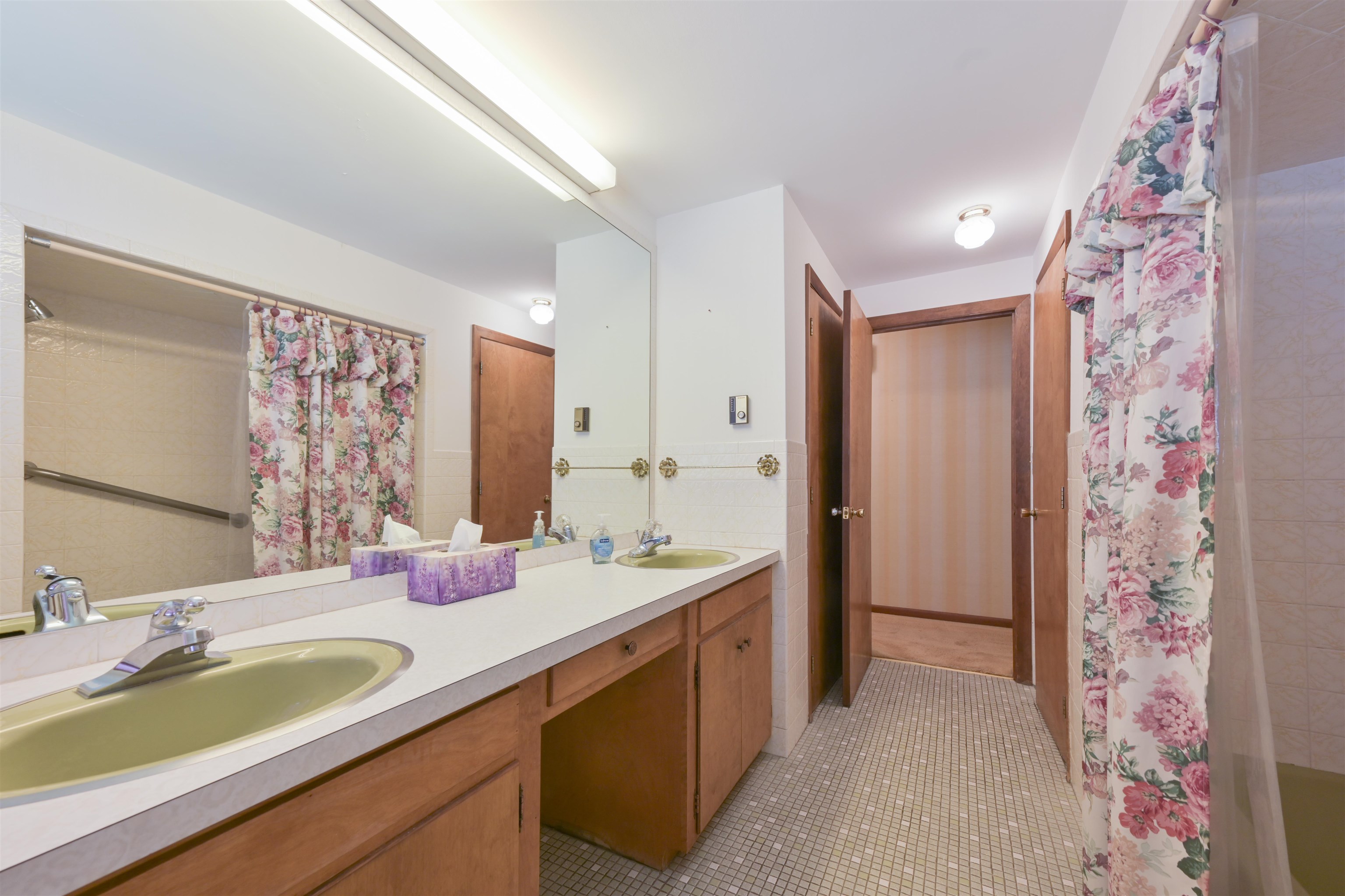 60 Hillhaven Road Manchester, NH 03104 - Photo 35 of 58