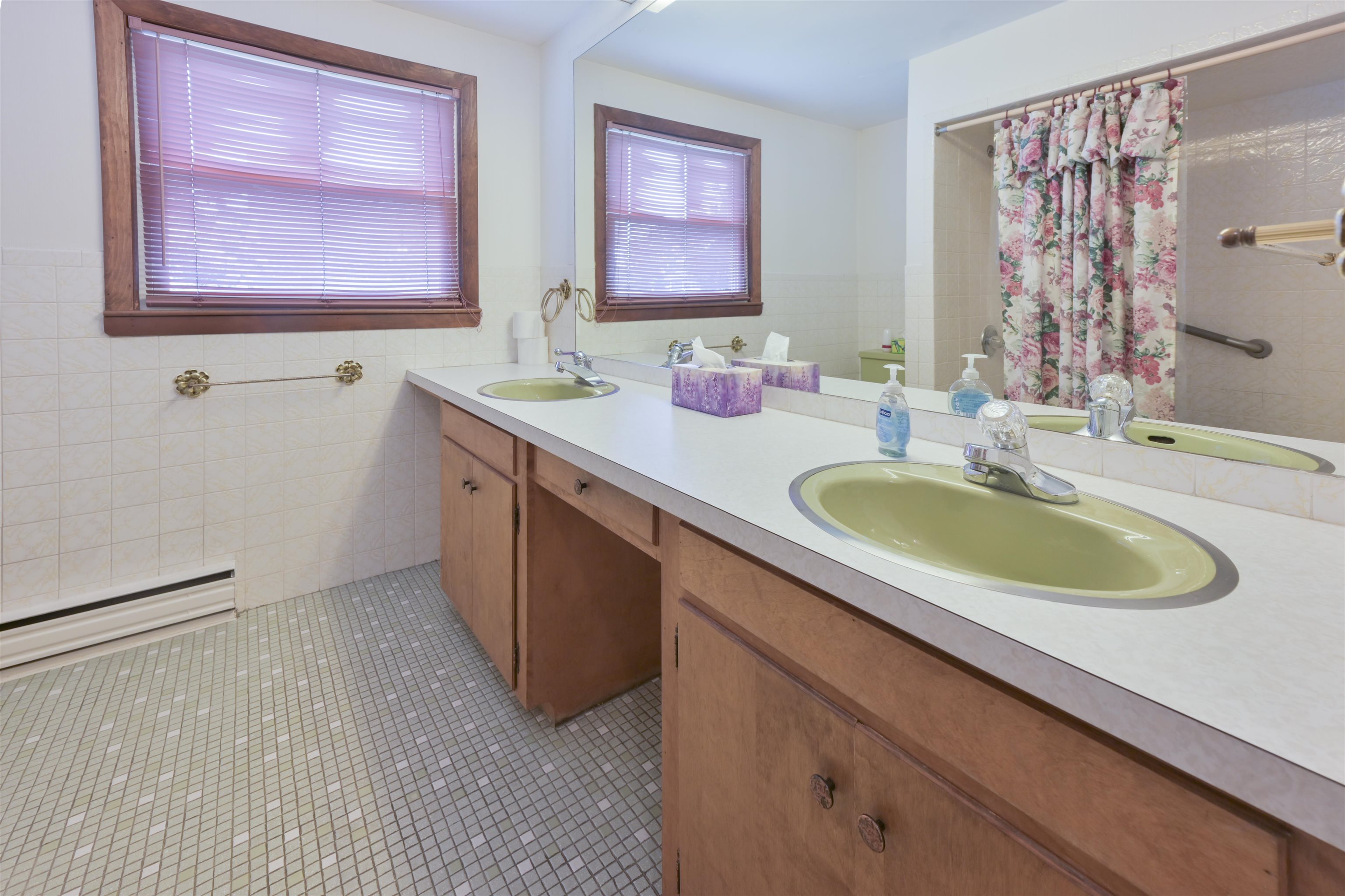 60 Hillhaven Road Manchester, NH 03104 - Photo 36 of 58