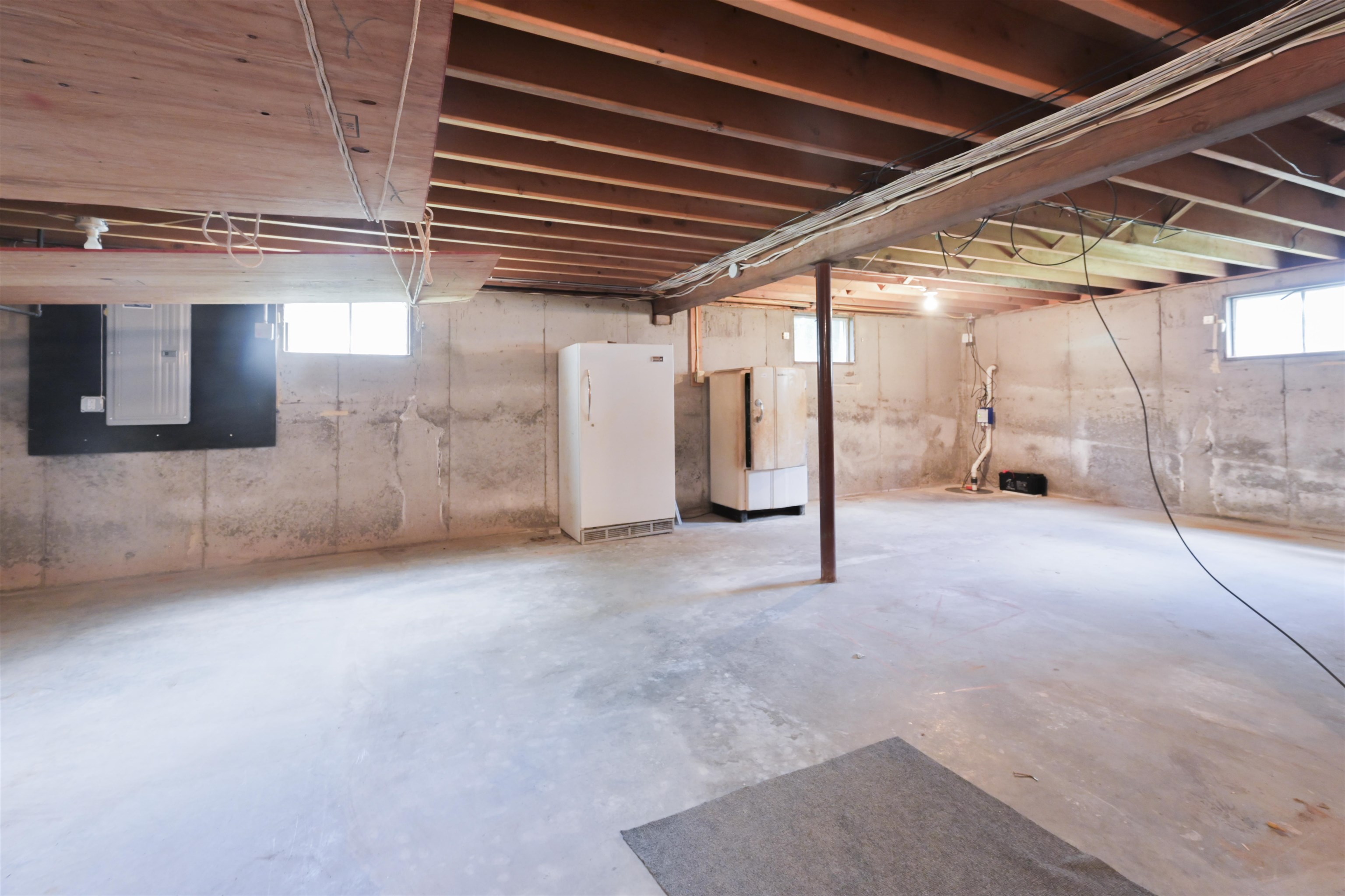 60 Hillhaven Road Manchester, NH 03104 - Photo 54 of 58