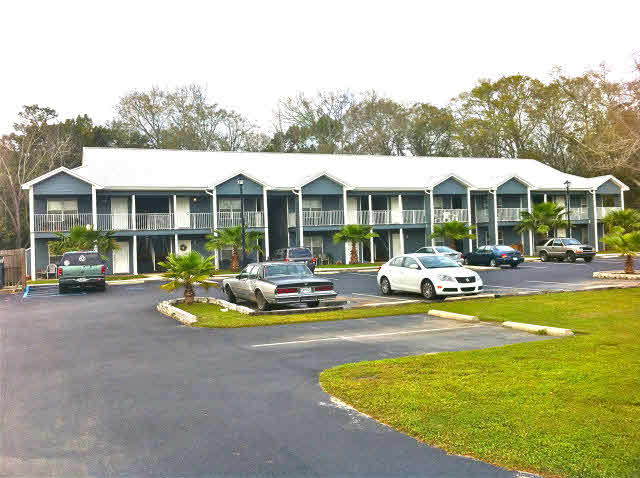 410 West Azalea Avenue, Unit 1 Foley, AL 36535 - Photo 1 of 1