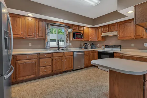 $199,000 | 218 1st Street Northeast, Clara City, MN 56222