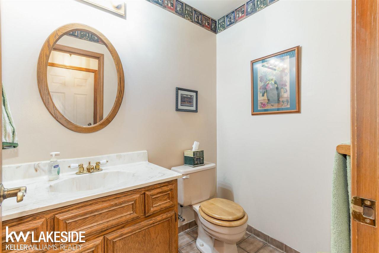 47237 Susan Road Macomb, MI 48044 - Photo 9 of 25 50050712-8.JPG