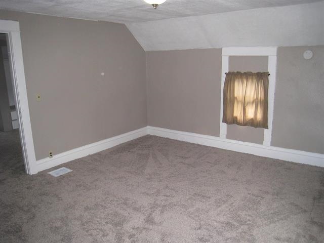 604 Toledo Street Fremont, IN 46737 - Photo 9 of 11
