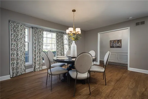 $390,000 | 3607 East Colony Square, St. Joseph, MO 64506