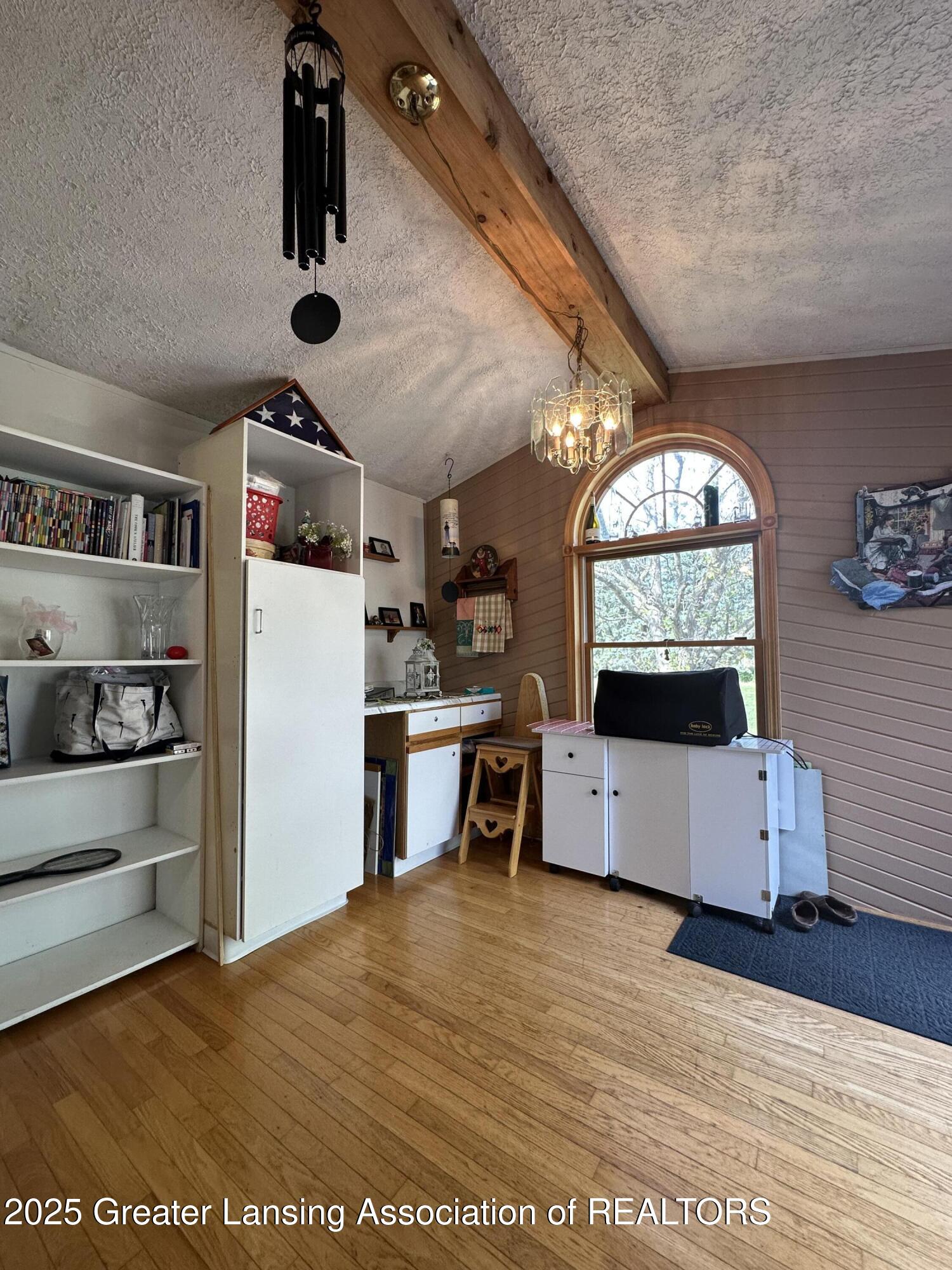 1630 West Kinley Road St. Johns, MI 48879 - Photo 11 of 46 4 season room