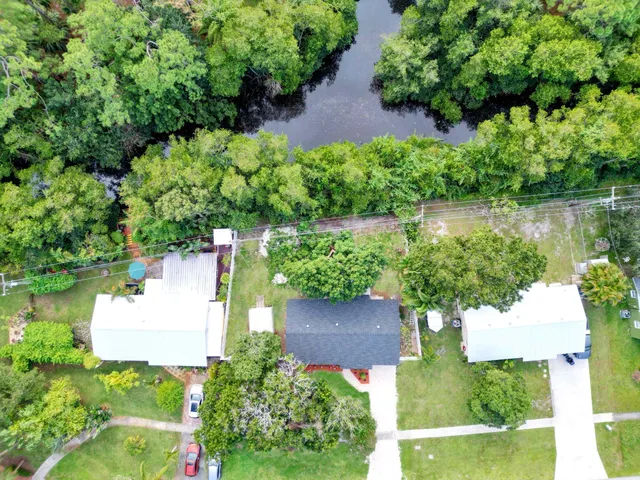 an aerial view of a garden