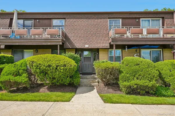 $309,000 | 2 Germonds Village, Unit 12, Bardonia, NY 10954