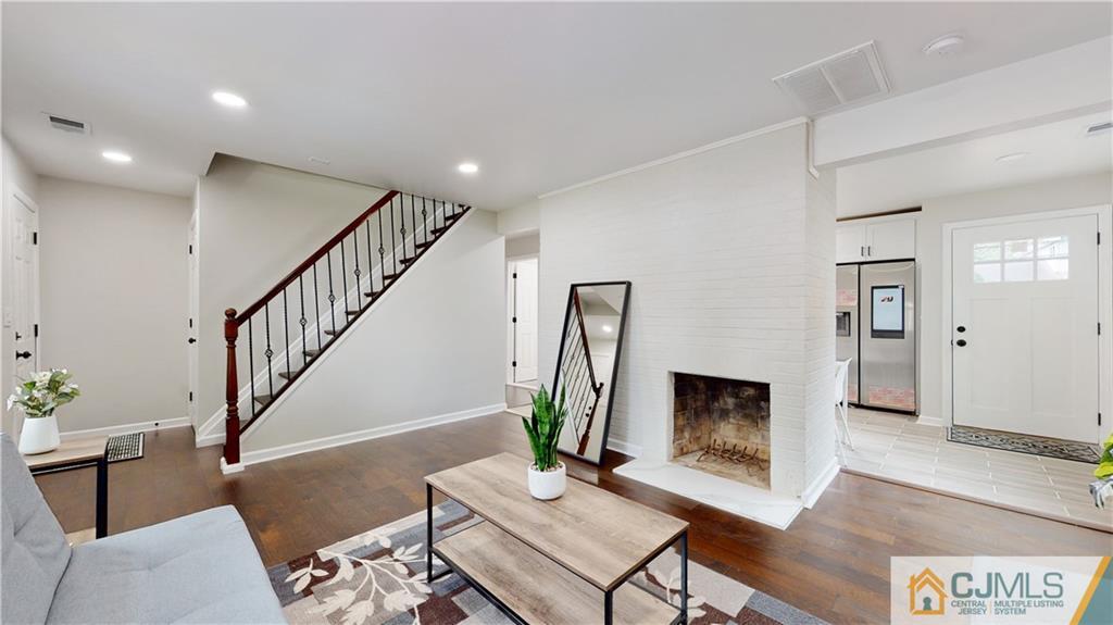114 Greenbrook Road Green Brook, NJ 08812 - Photo 4 of 23 Gallery Image 4