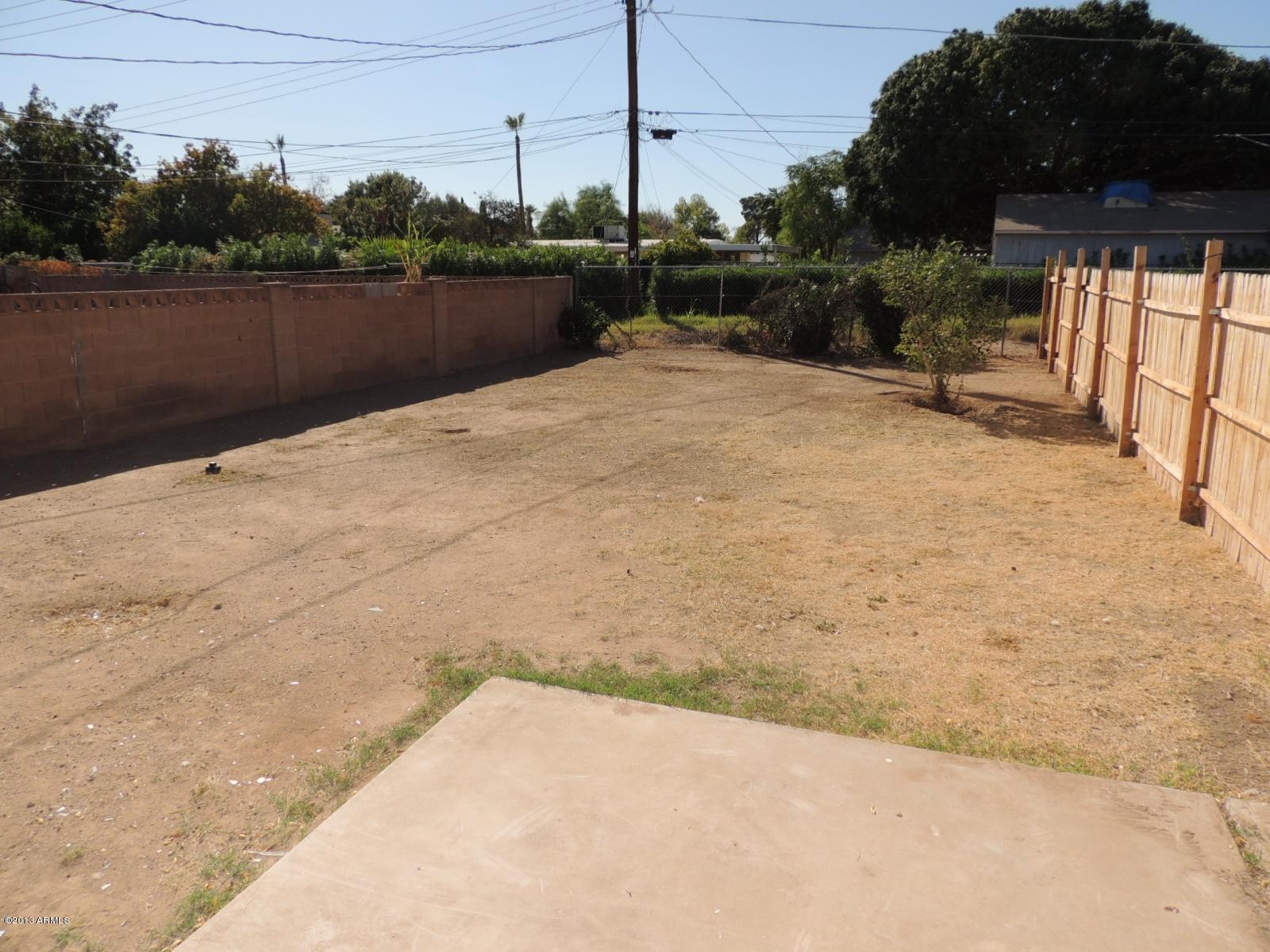 4620 North 10th Place Phoenix, AZ 85014 - Photo 11 of 19 a view of lake