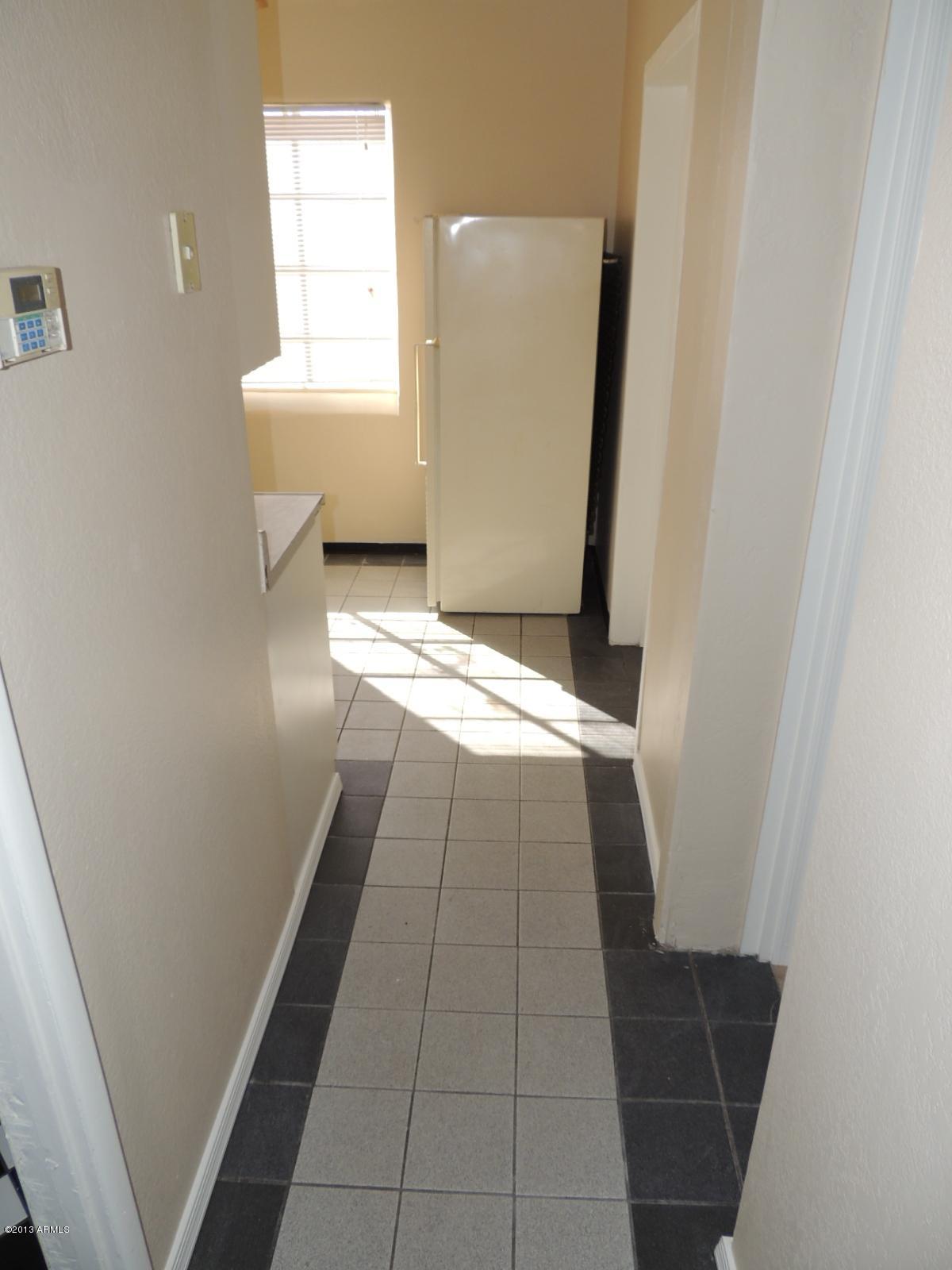 4620 North 10th Place Phoenix, AZ 85014 - Photo 18 of 19 a view of washer and dryer