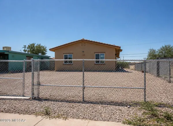 $410,000 | 328 East 24th Street, Tucson, AZ 85713