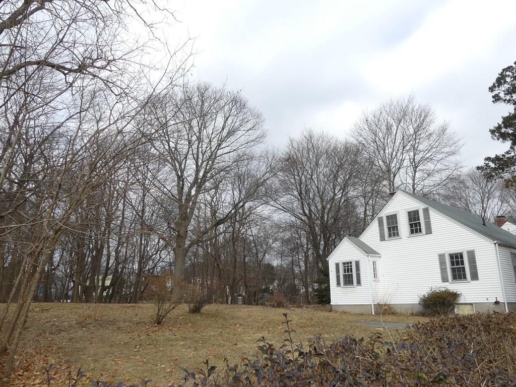7 Porter Terrace Beverly, MA 01915 - Photo 4 of 15