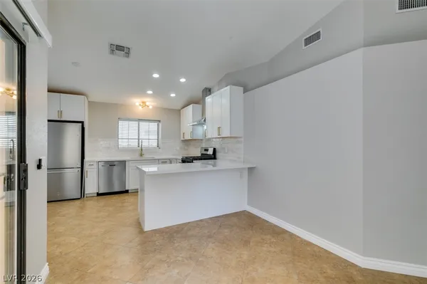 $1,825 | 7053 Abbeyville Drive, Las Vegas, NV 89119