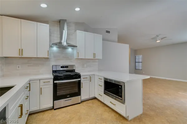 $1,825 | 7053 Abbeyville Drive, Las Vegas, NV 89119