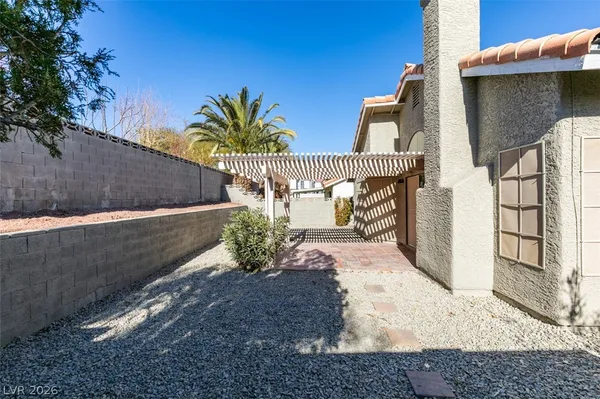 $1,825 | 7053 Abbeyville Drive, Las Vegas, NV 89119
