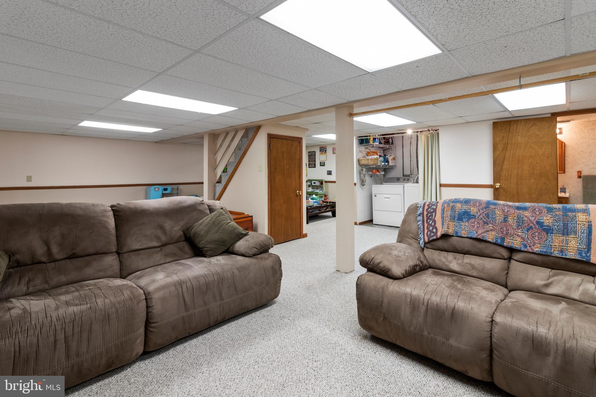 743 Roger Road Warminster, PA 18974 - Photo 23 of 26 Family Room