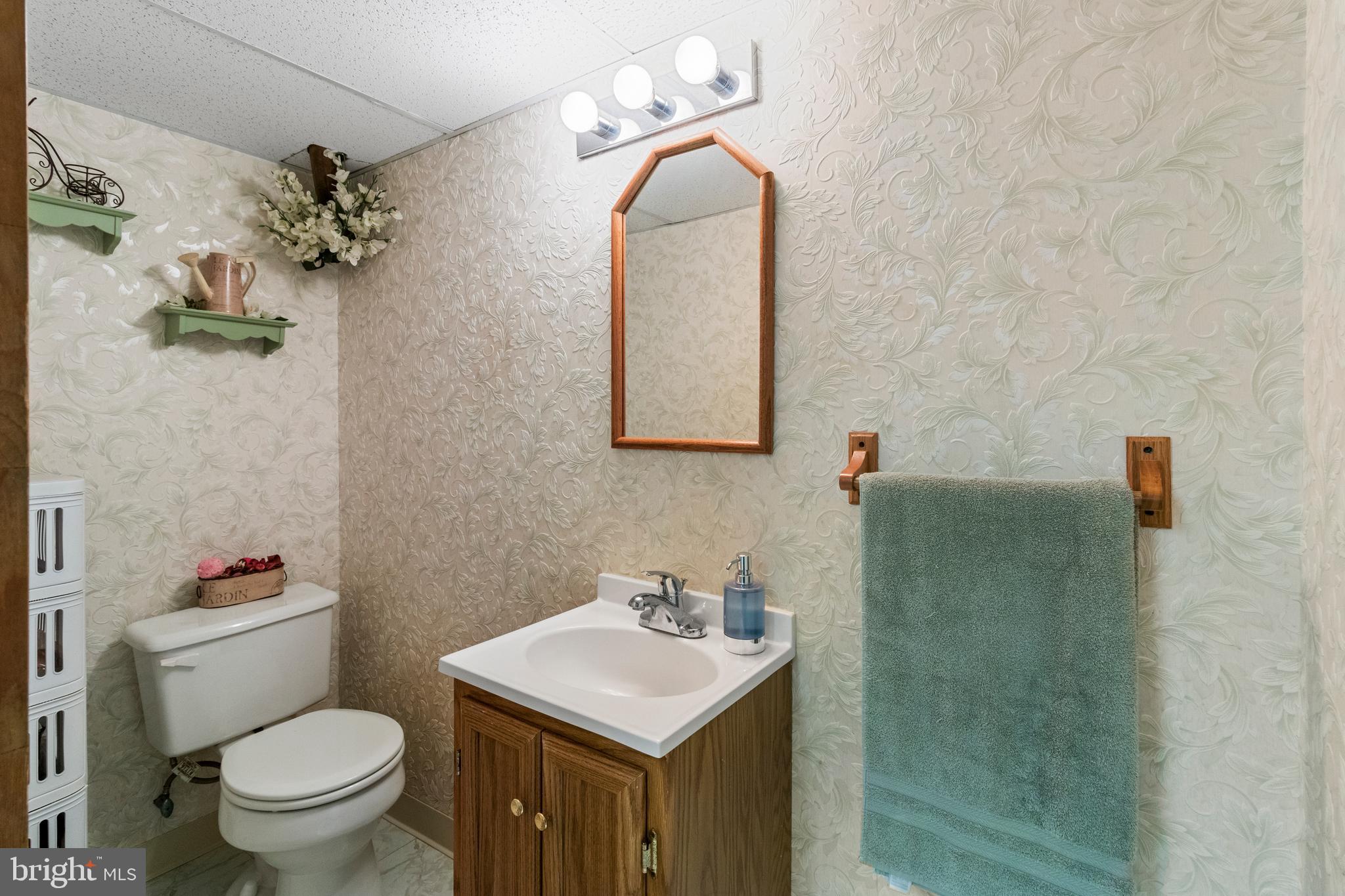 743 Roger Road Warminster, PA 18974 - Photo 26 of 26 Powder Room
