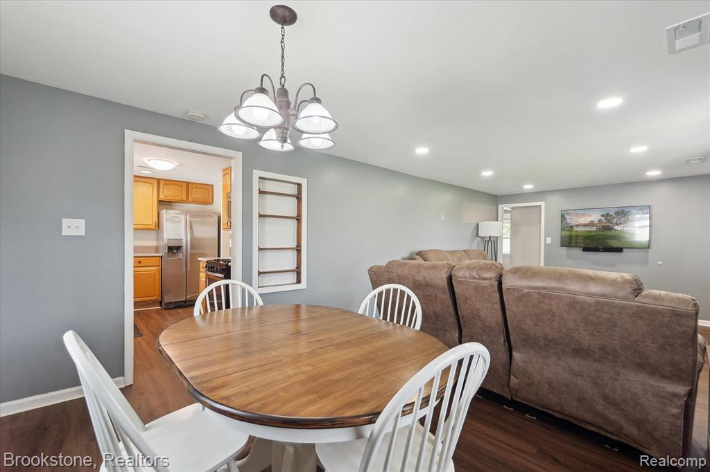 1505 Highland Road Highland, MI 48357 - Photo 11 of 42