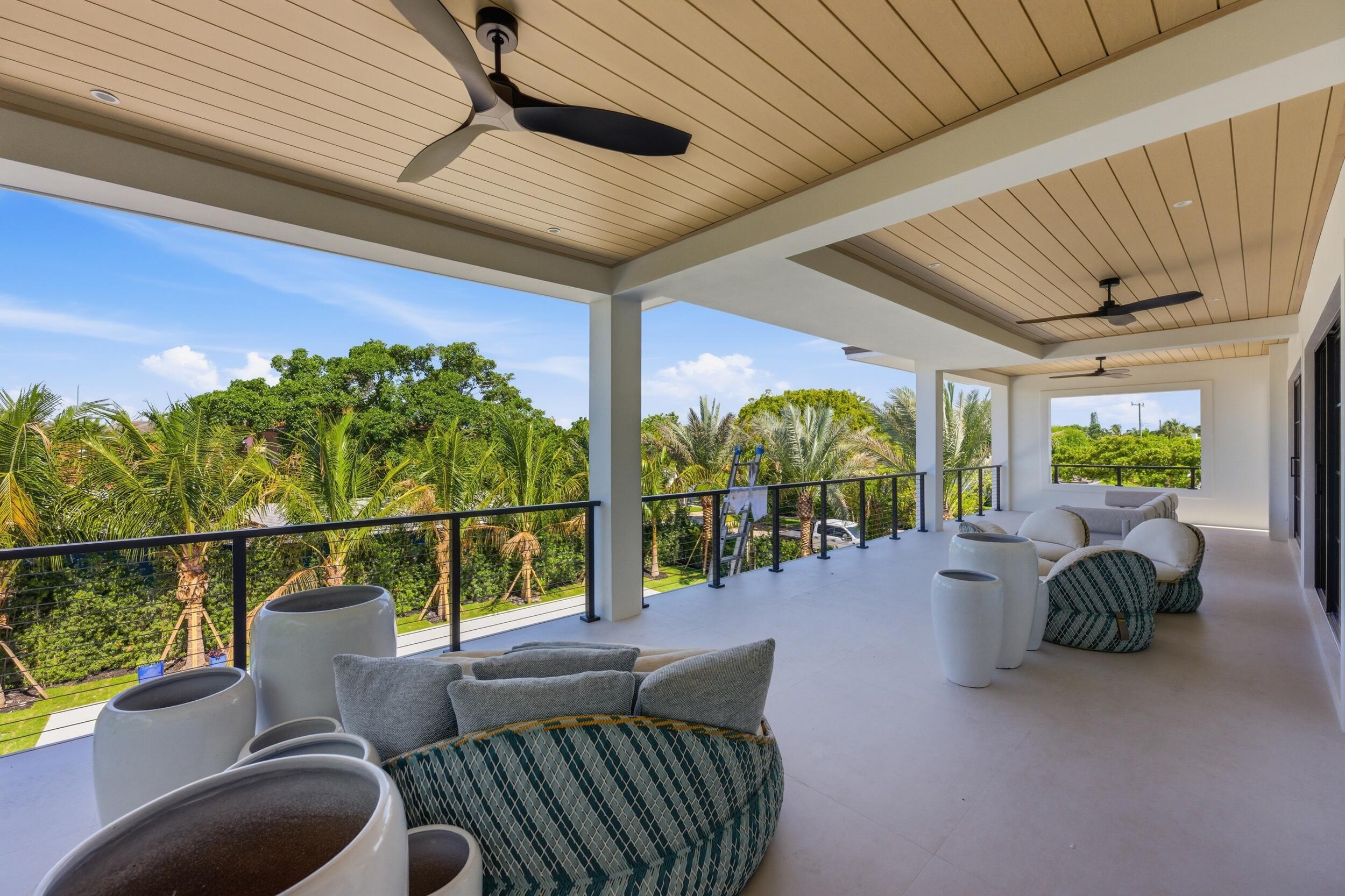 210 Cortez Road West Palm Beach, FL 33405 - Photo 18 of 35 BALCONY