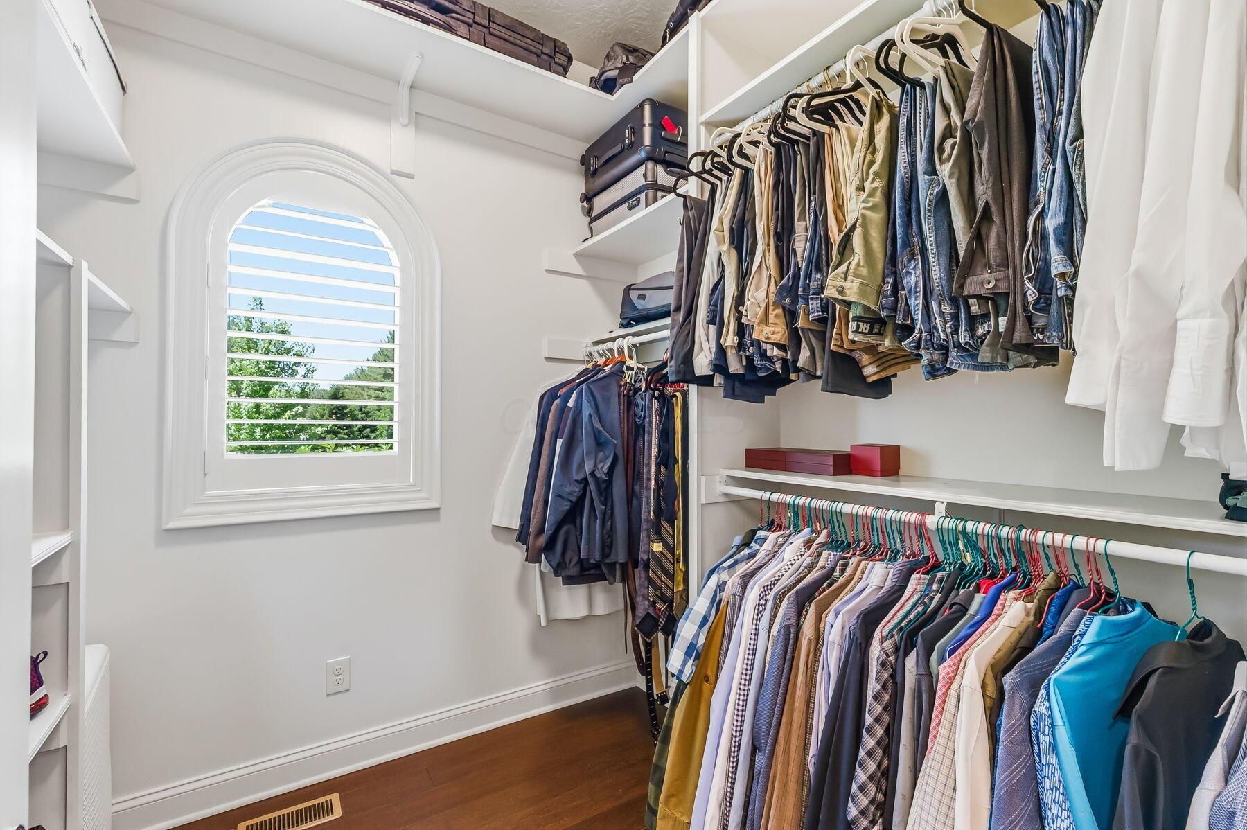 133 Pine Hills Road Johnstown, OH 43031 - Photo 27 of 71 Double closets