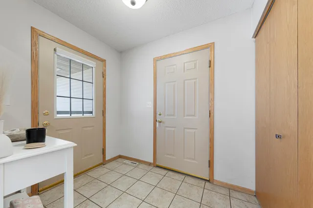 $274,999 | 1502 Carriage Circle, Faribault, MN 55021