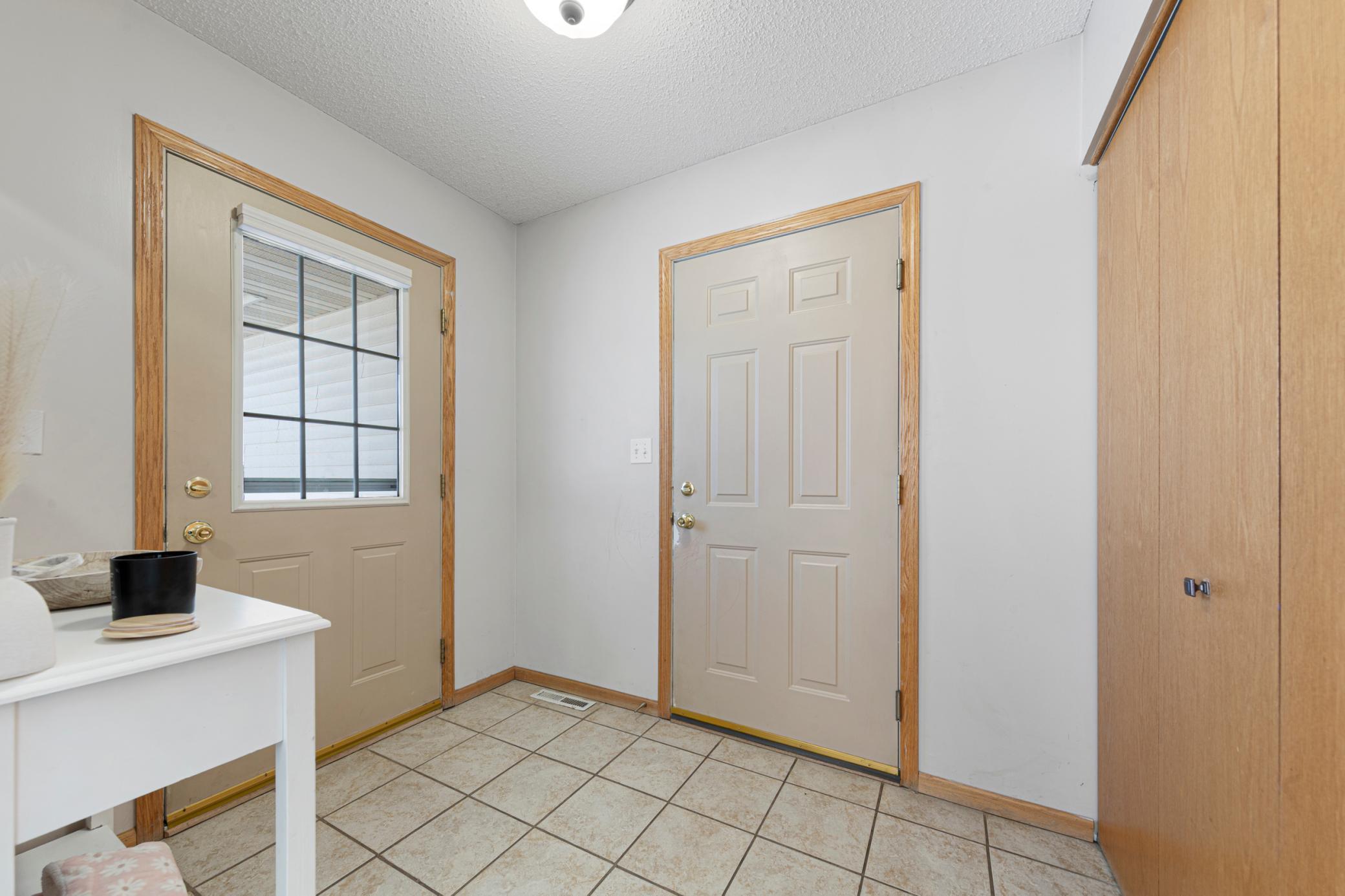 1502 Carriage Circle Faribault, MN 55021 - Photo 10 of 30