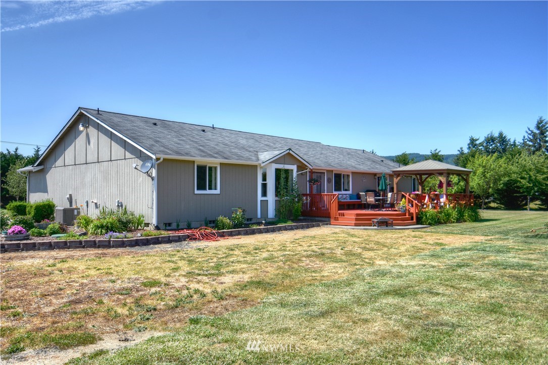 18210 Moon Road Southwest Rochester, WA 98579 - Photo 5 of 25