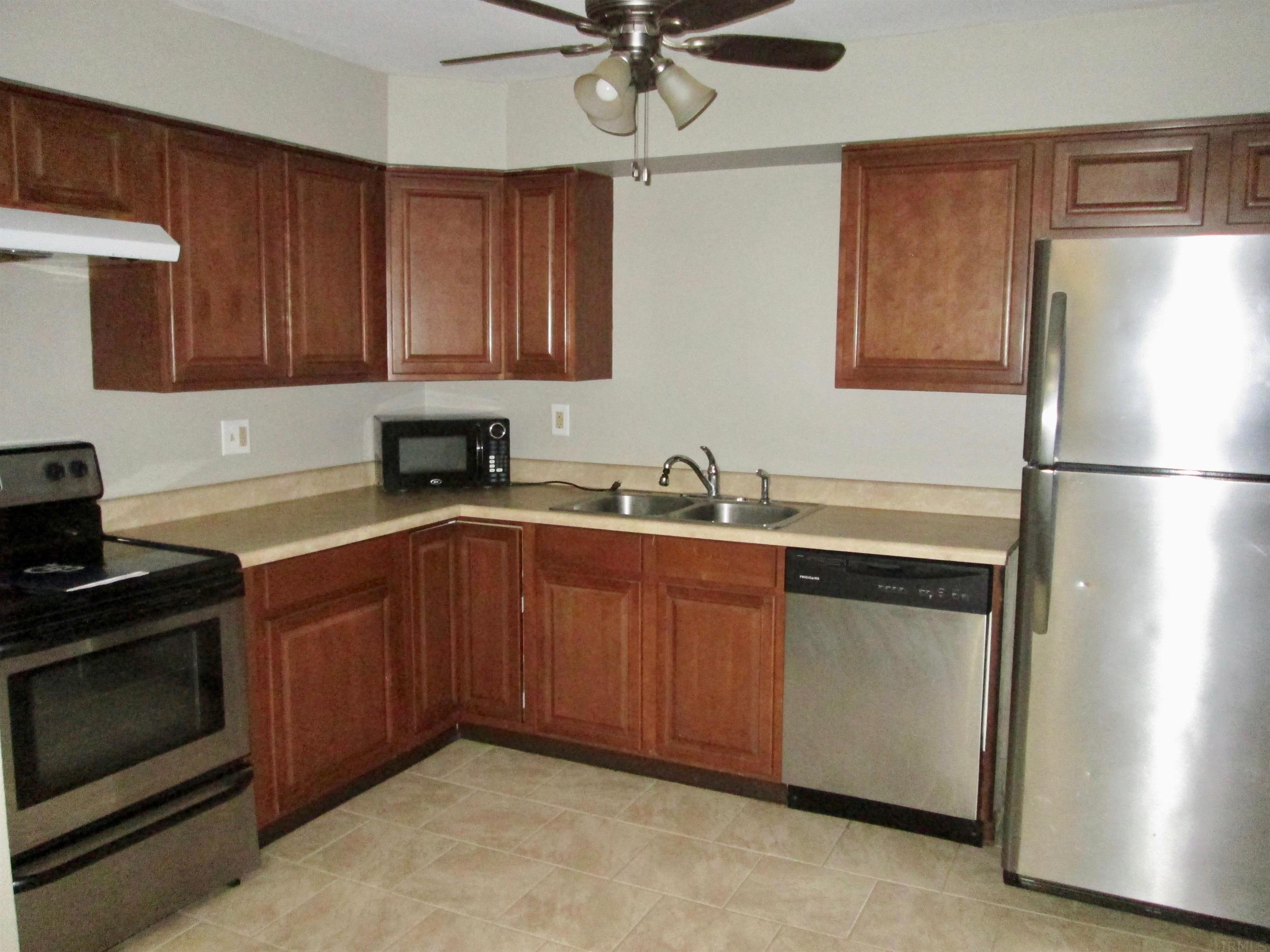 2210 West Concord Road Muncie, IN 47304 - Photo 5 of 16 Gallery Image 5