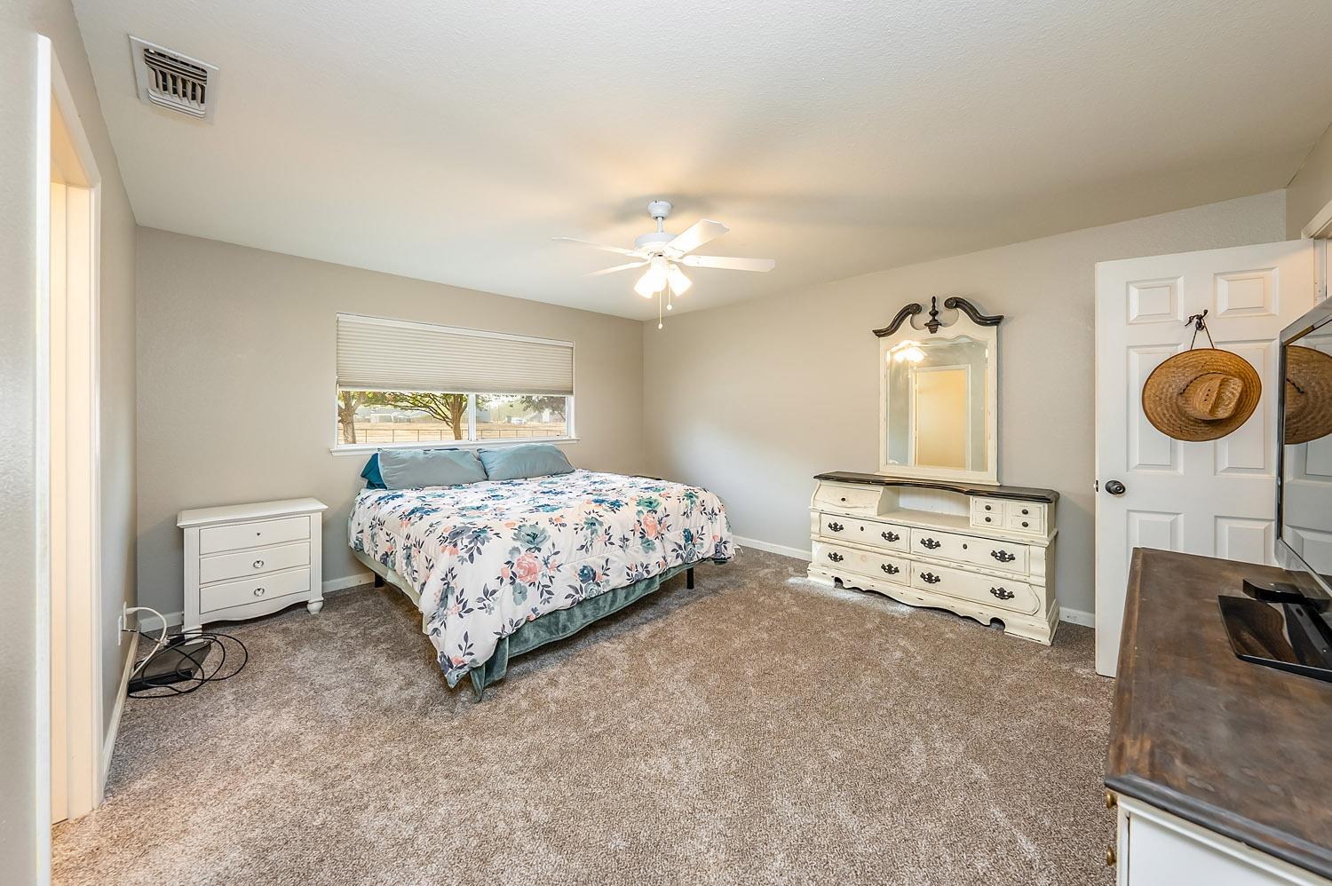 17346 Paula Road Madera, CA 93636 - Photo 17 of 28 Gallery Image 17