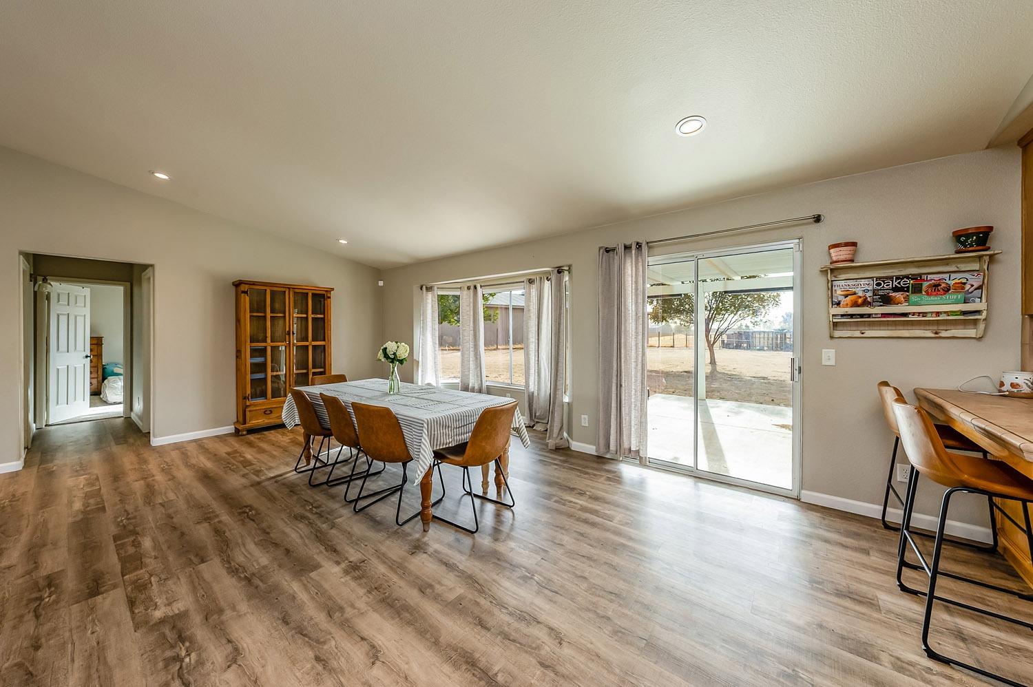 17346 Paula Road Madera, CA 93636 - Photo 6 of 28 Gallery Image 6
