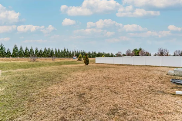 $529,900 | 2490 Olivia Court, Wauconda, IL 60084