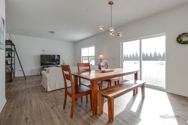 $529,900 | 2490 Olivia Court, Wauconda, IL 60084