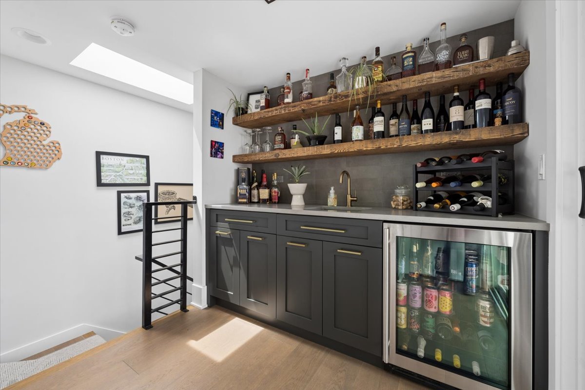 3929 North Greenview Avenue, Unit 3 Chicago, IL 60613 - Photo 27 of 35 a kitchen with stainless steel appliances a cabinet and shelves