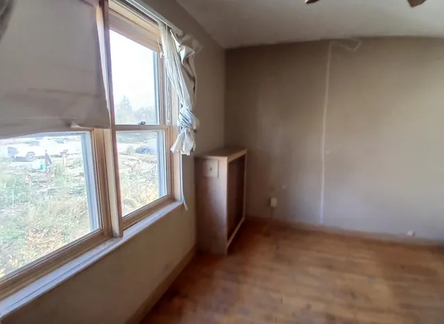 $185,000 | 1008 West 3rd Street, Duluth, MN 55806