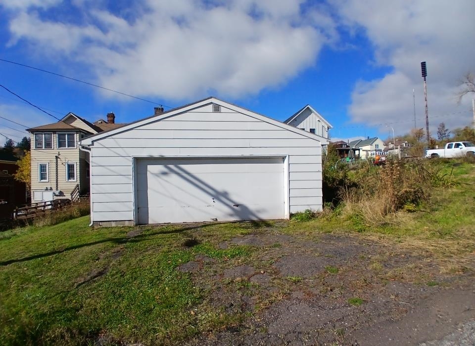 1008 West 3rd Street Duluth, MN 55806 - Photo 24 of 27