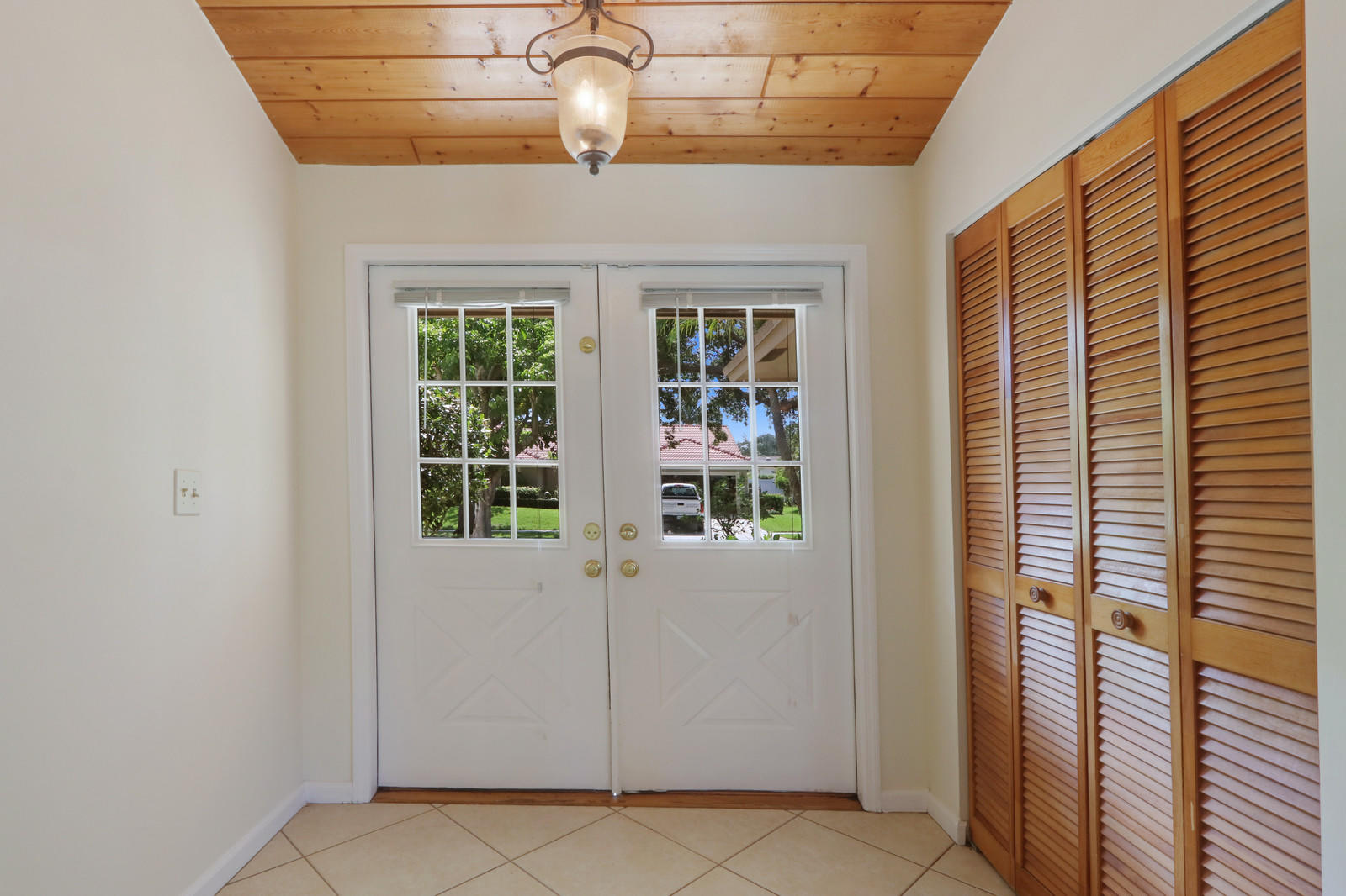 3099 Northwest 27th Avenue Boca Raton, FL 33434 - Photo 4 of 37 04_Image_4_of_30_mls