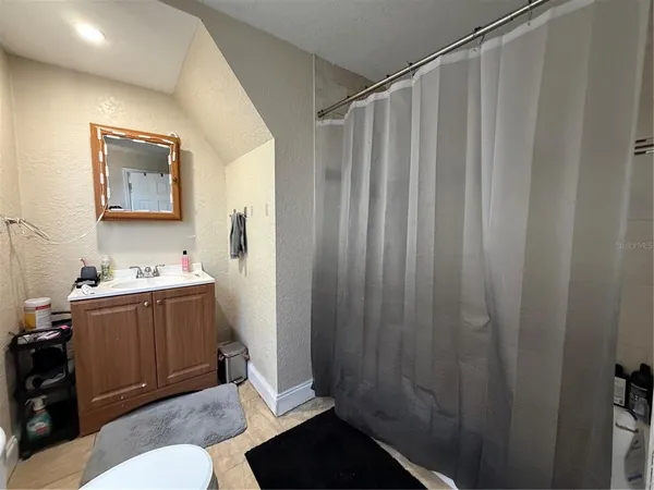 $4,950 | 2926 West St John Street, Tampa, FL 33607