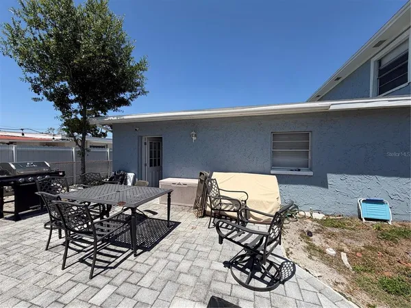 $4,950 | 2926 West St John Street, Tampa, FL 33607